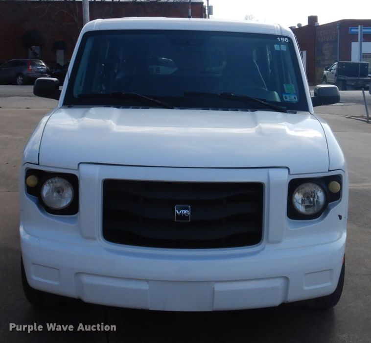 image for item GD9140 2012 VPG MV1CD SUV