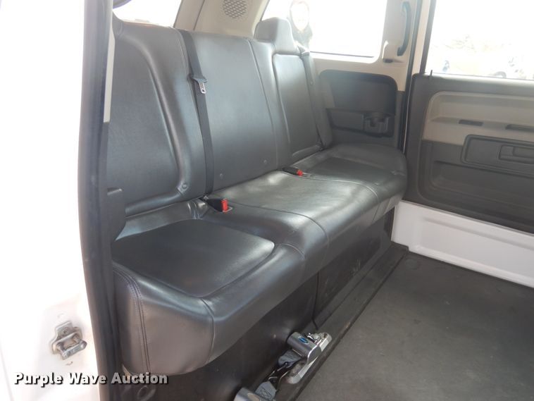 image for item GD9140 2012 VPG MV1CD SUV