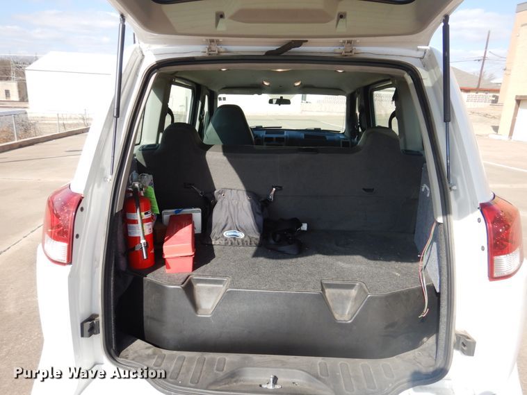 image for item GD9140 2012 VPG MV1CD SUV