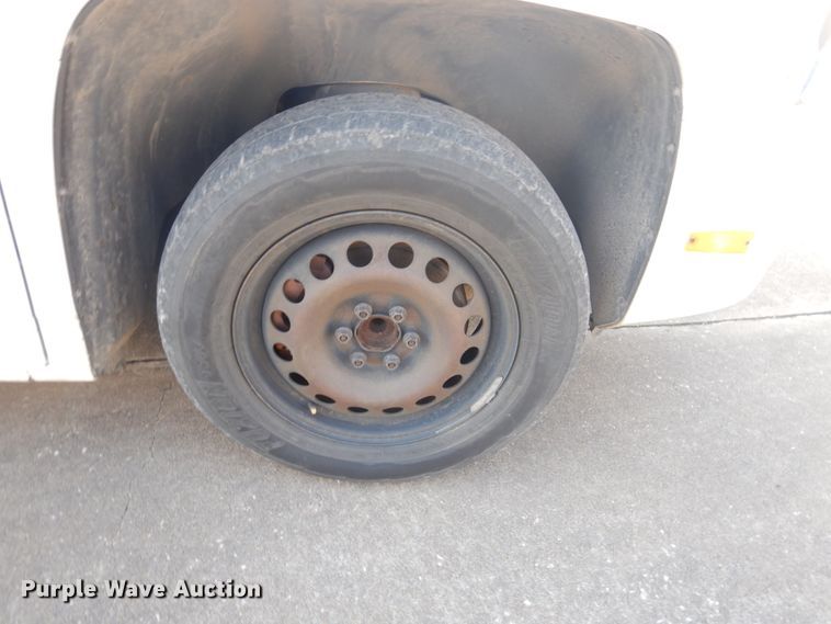 image for item GD9140 2012 VPG MV1CD SUV