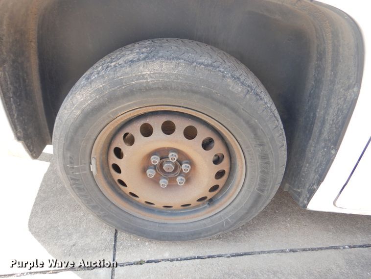 image for item GD9140 2012 VPG MV1CD SUV