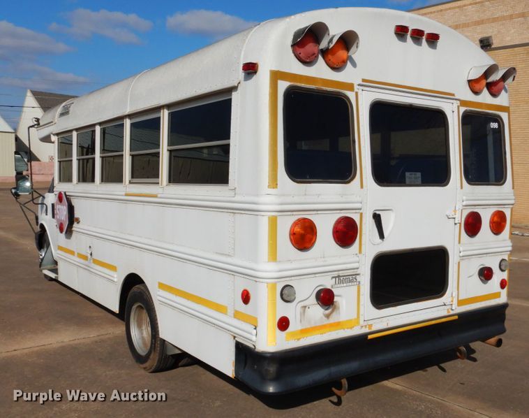 image for item GD9141 2003 GMC Savana G3500 Thomas school bus