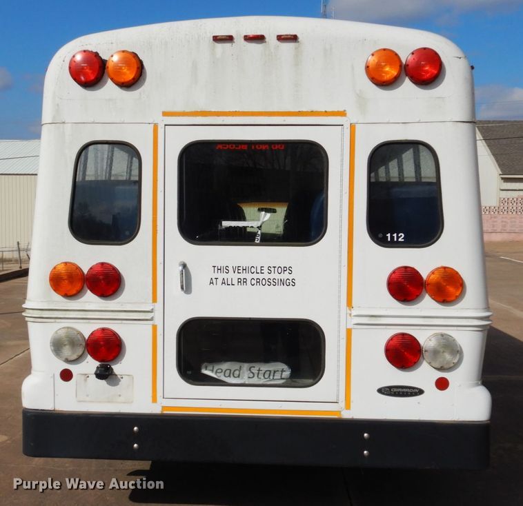 image for item GD9142 2004 Chevrolet Express G3500 school bus