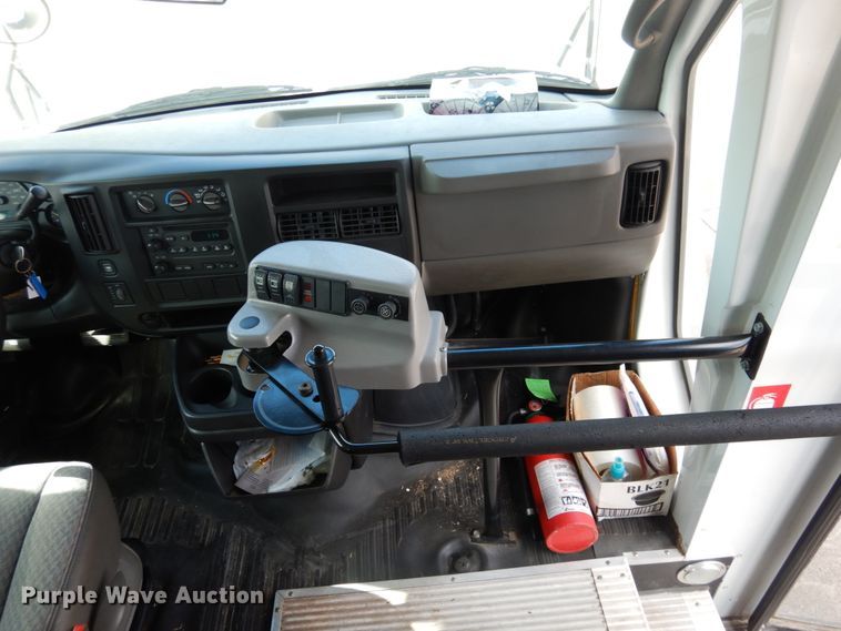 image for item GD9143 2005 Chevrolet Express G3500 school bus