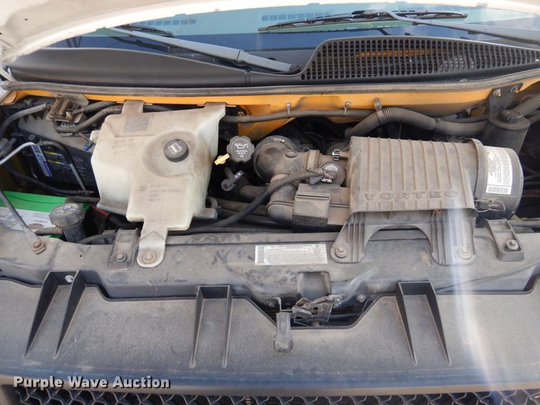 image for item GD9143 2005 Chevrolet Express G3500 school bus