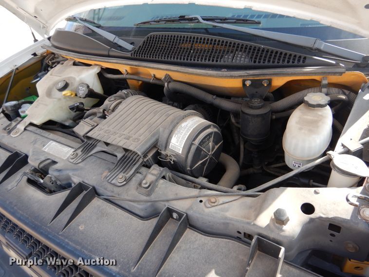 image for item GD9143 2005 Chevrolet Express G3500 school bus