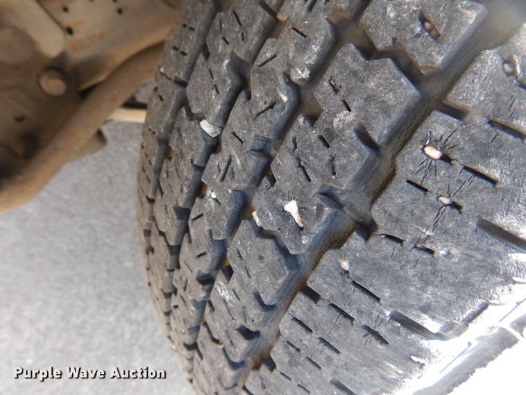 image for item GD9143 2005 Chevrolet Express G3500 school bus