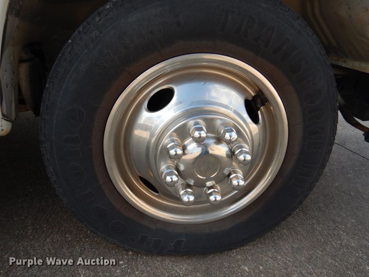 image for item GD9143 2005 Chevrolet Express G3500 school bus