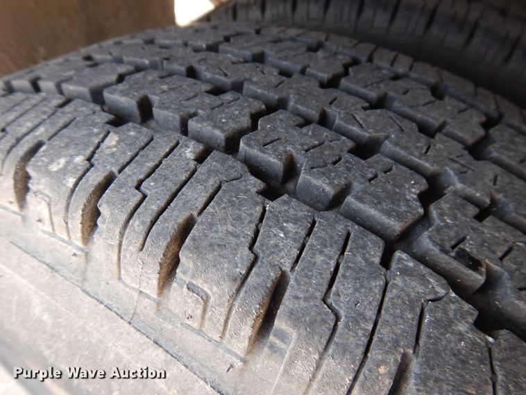 image for item GD9143 2005 Chevrolet Express G3500 school bus