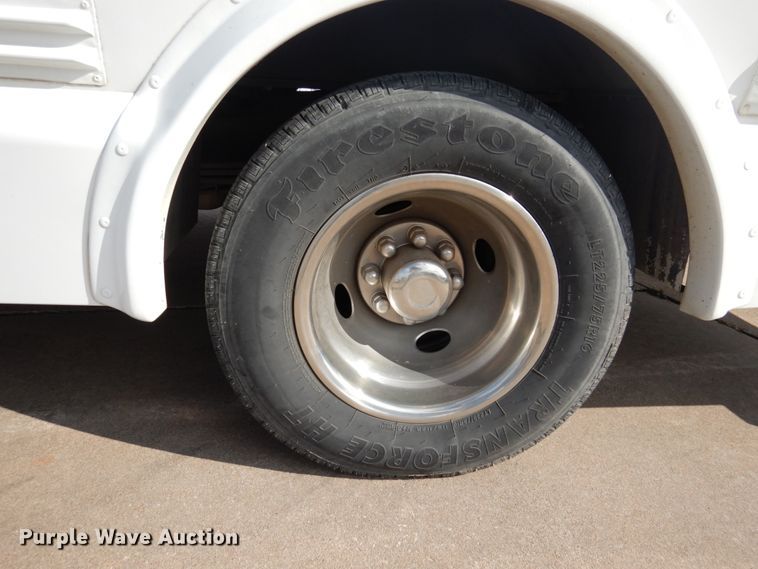 image for item GD9143 2005 Chevrolet Express G3500 school bus