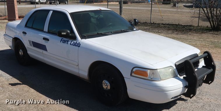 image for item GD9996 2006 Ford Crown Victoria Police Interceptor