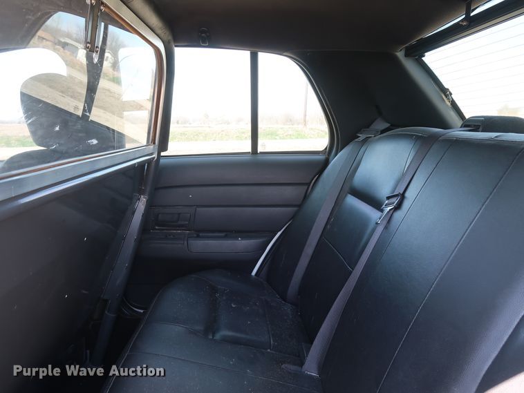 image for item GD9996 2006 Ford Crown Victoria Police Interceptor