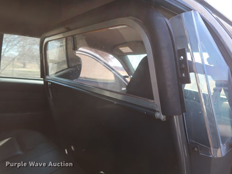 image for item GD9996 2006 Ford Crown Victoria Police Interceptor