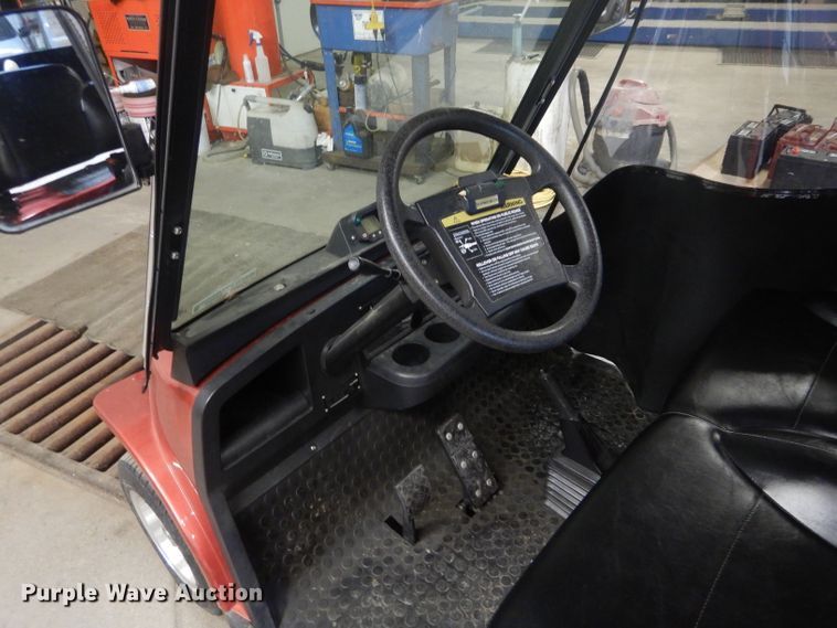 image for item GE9205 2009 Tomberlin golf cart