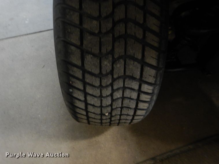 image for item GE9205 2009 Tomberlin golf cart