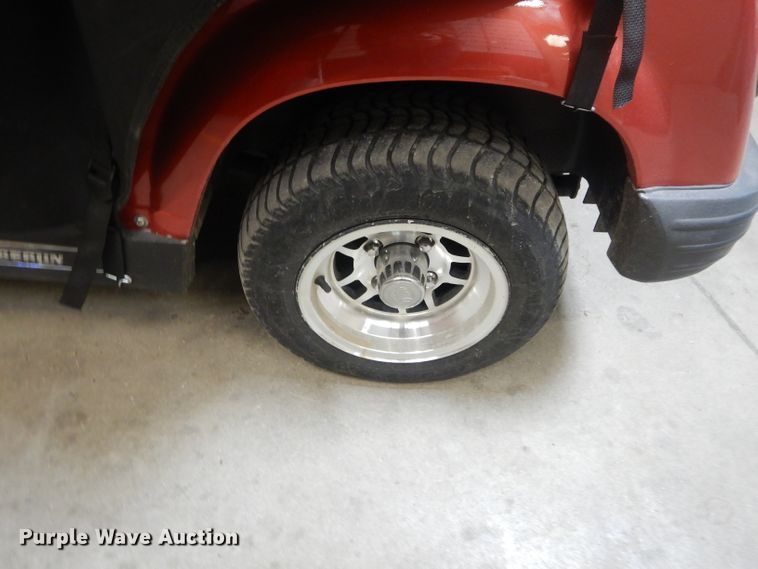 image for item GE9205 2009 Tomberlin golf cart