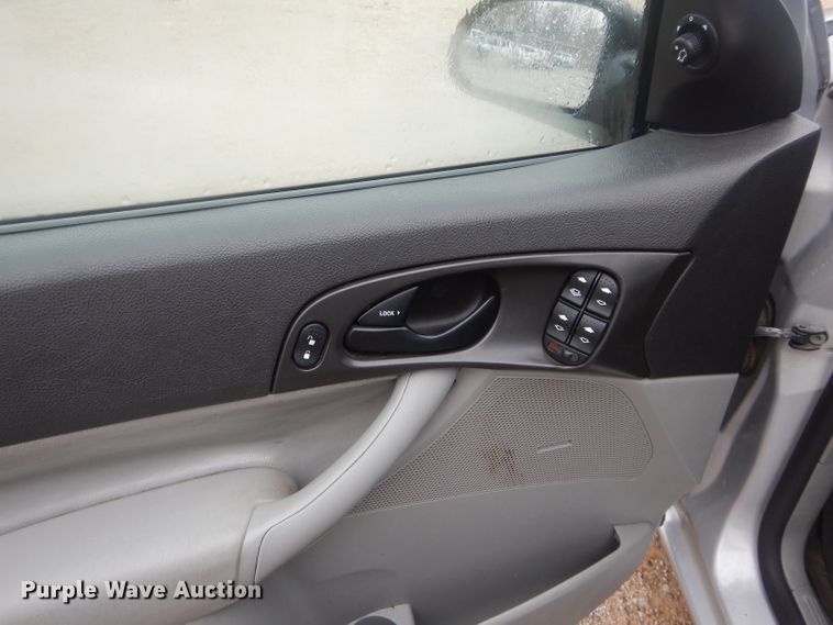 image for item GE9206 2007 Ford Focus