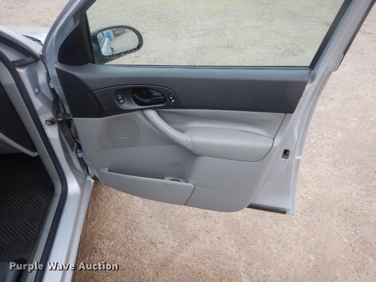 image for item GE9206 2007 Ford Focus