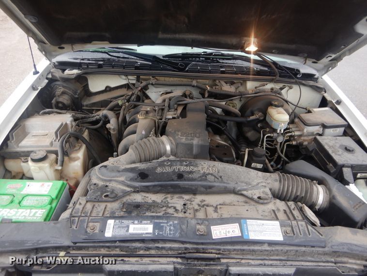 image for item GE9207 1998 Chevrolet S10 pickup truck