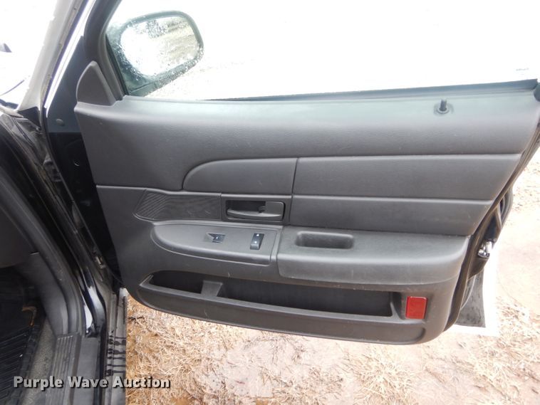 image for item GE9209 2010 Ford Crown Victoria Police Interceptor