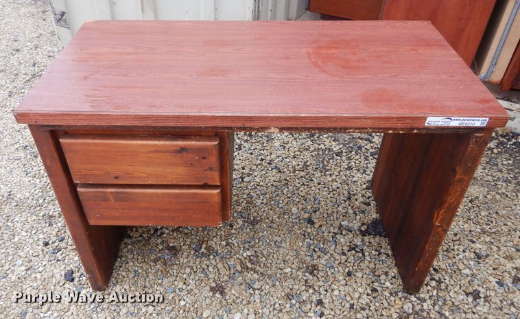 image for item GE9210 Approximately 54 desks