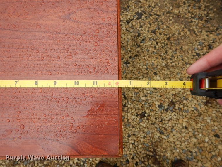 image for item GE9210 Approximately 54 desks