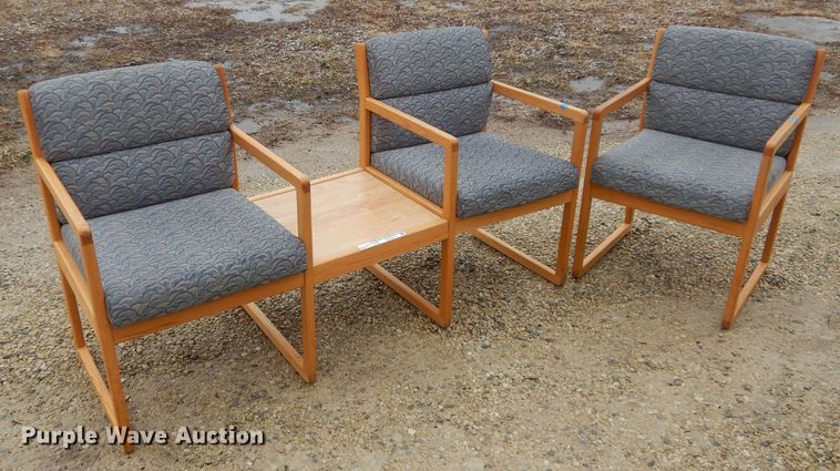 image for item GE9211 Approximately 25 chairs