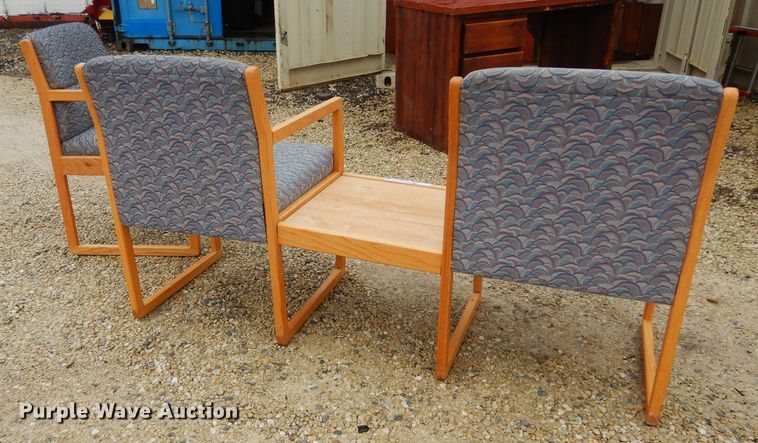 image for item GE9211 Approximately 25 chairs