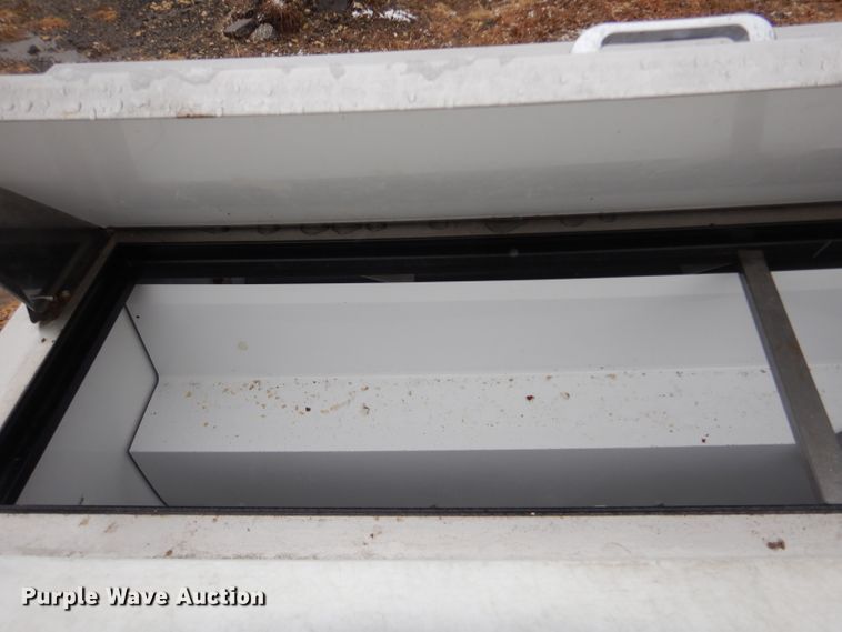 image for item GE9215 (2) food preparation stations