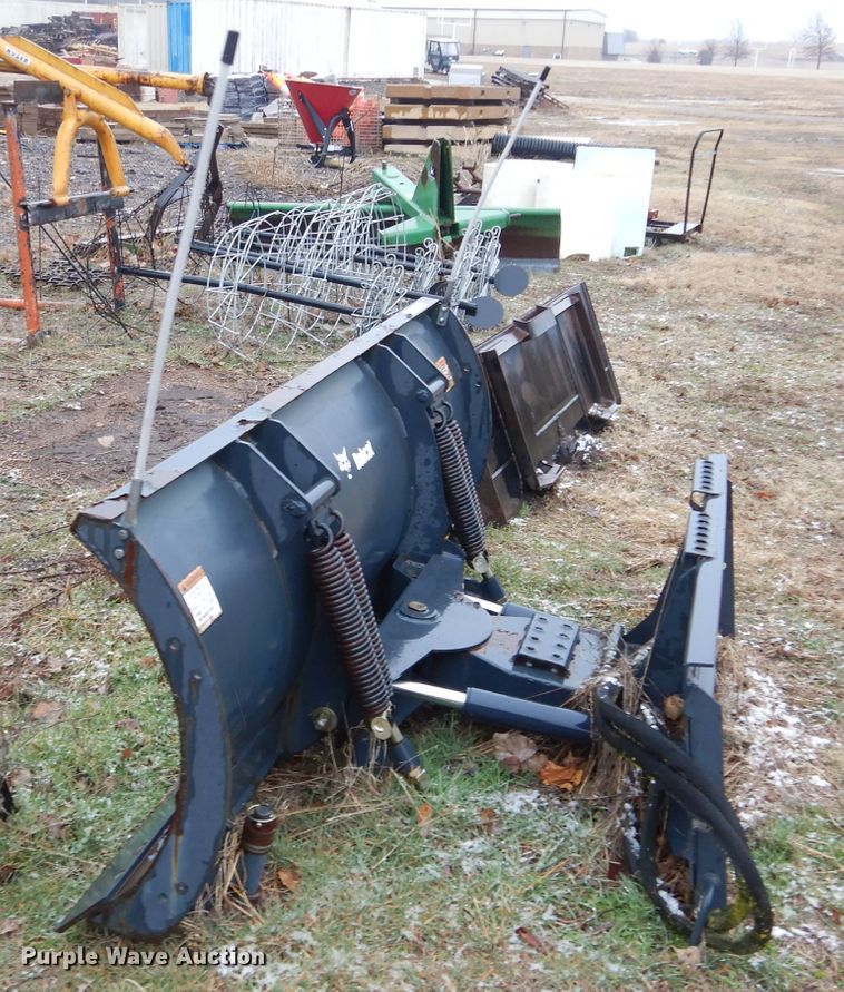 Bobcat skid steer snow plow in El Dorado, KS Item GE9217 sold