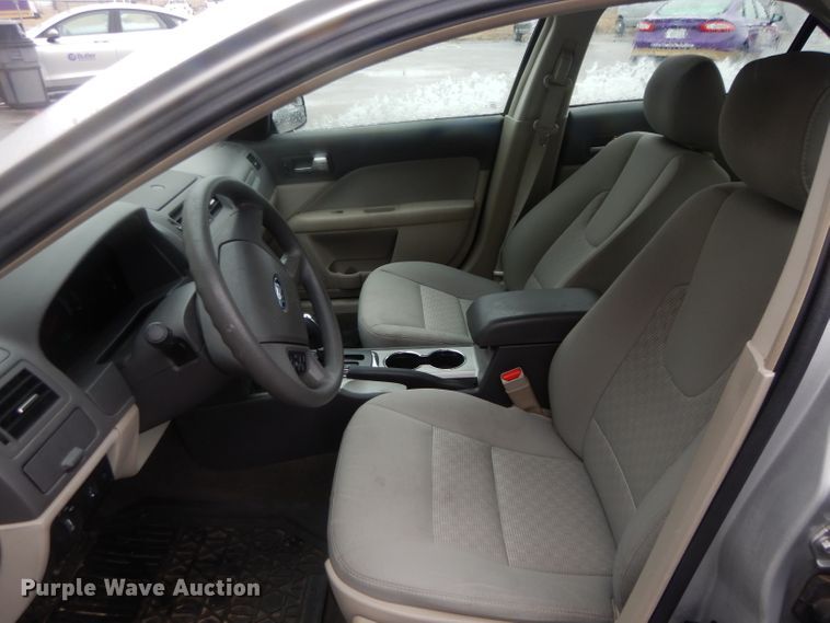 image for item GE9218 2012 Ford Fusion