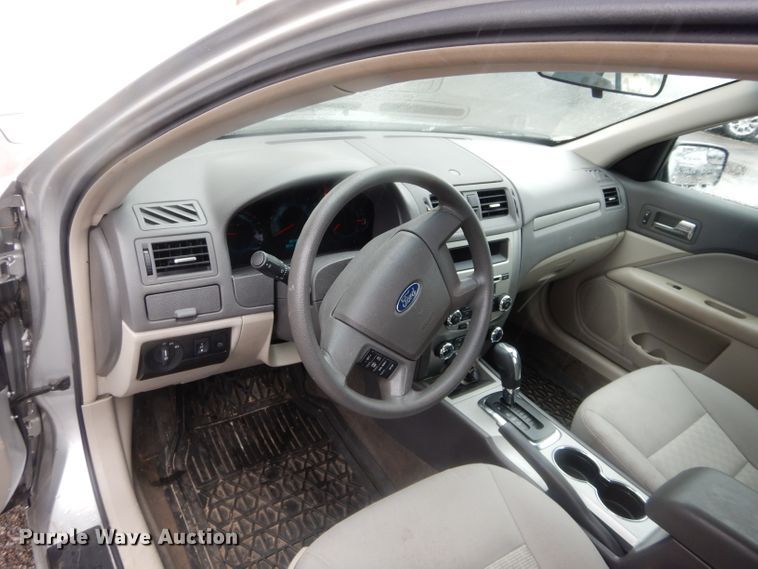 image for item GE9218 2012 Ford Fusion