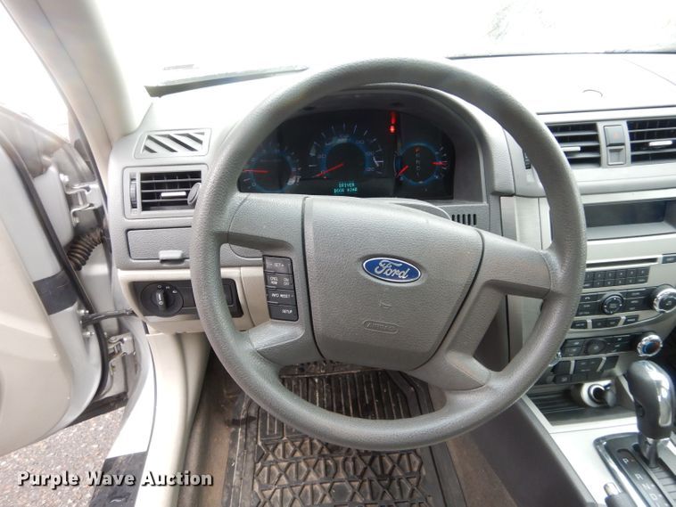 image for item GE9218 2012 Ford Fusion