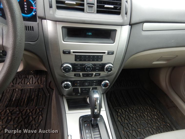 image for item GE9218 2012 Ford Fusion