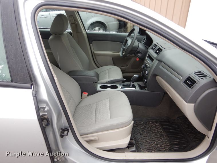 image for item GE9218 2012 Ford Fusion