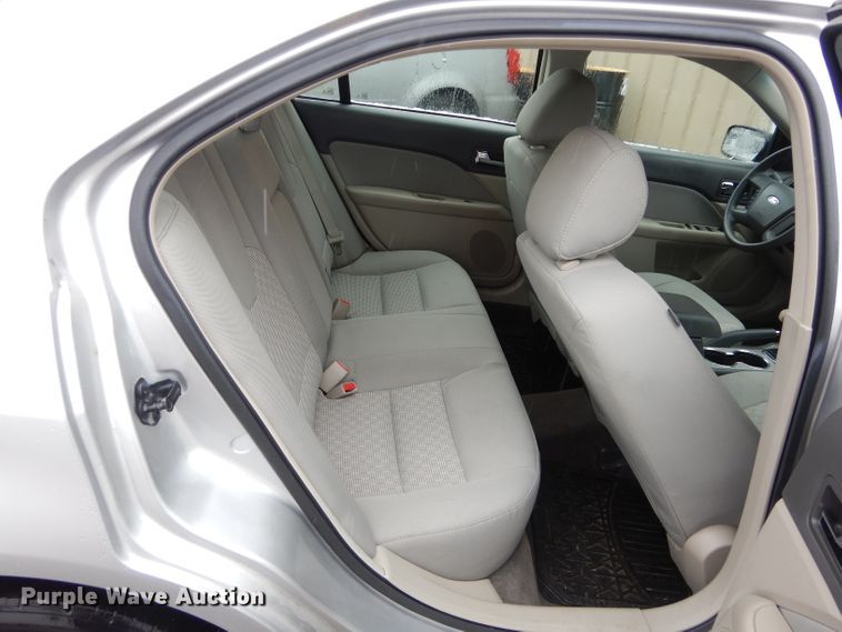 image for item GE9218 2012 Ford Fusion