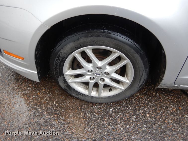 image for item GE9218 2012 Ford Fusion