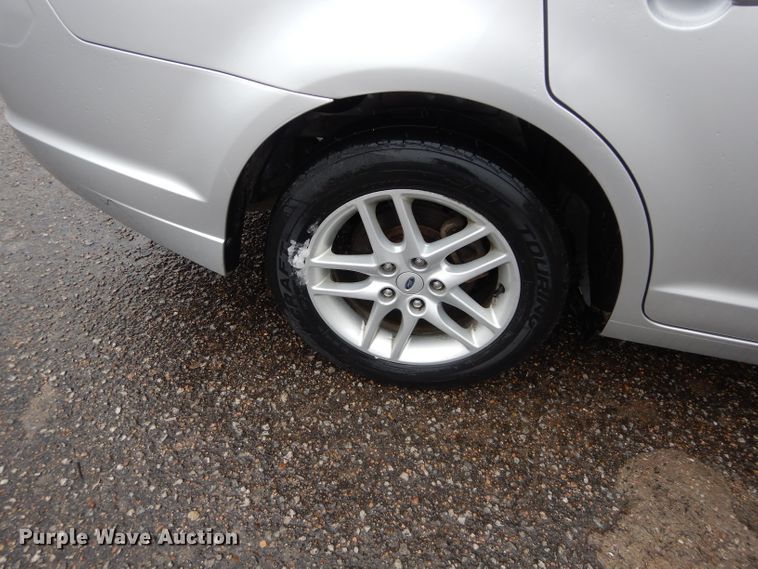 image for item GE9218 2012 Ford Fusion