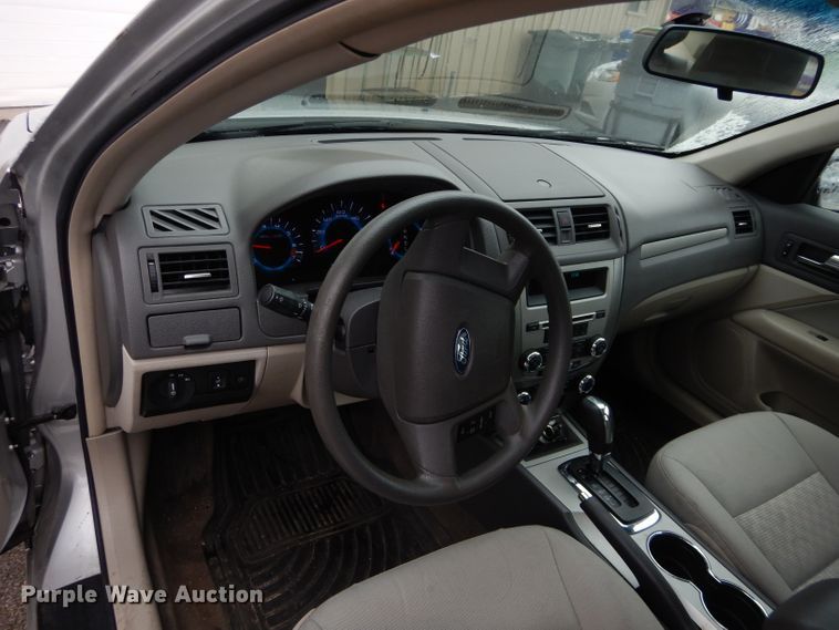 image for item GE9219 2012 Ford Fusion