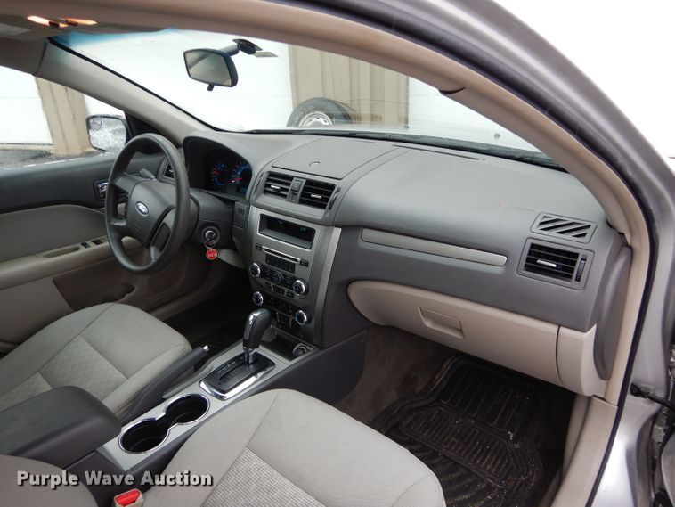 image for item GE9219 2012 Ford Fusion