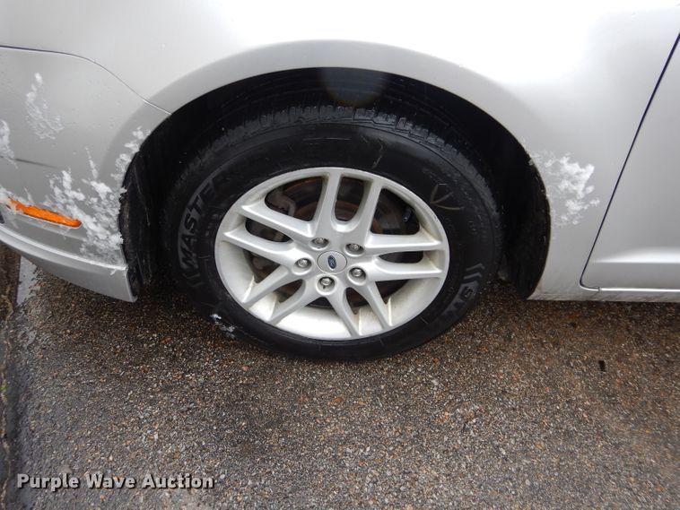 image for item GE9219 2012 Ford Fusion