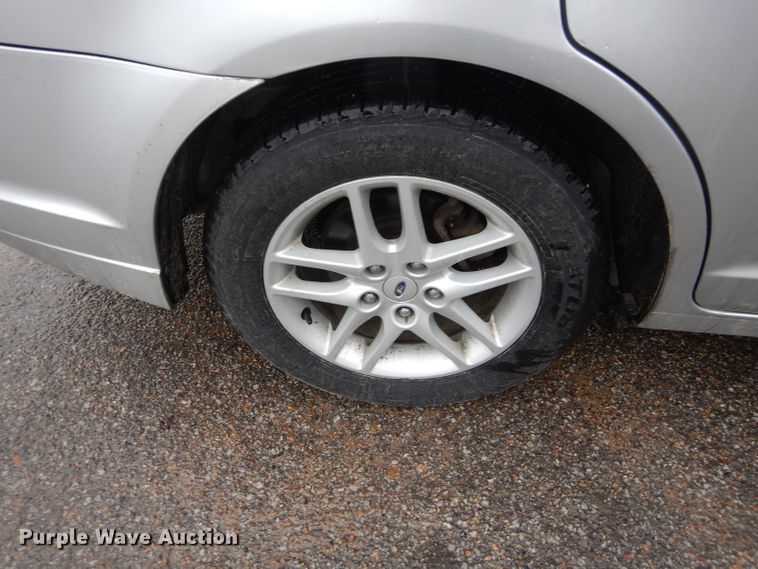 image for item GE9219 2012 Ford Fusion