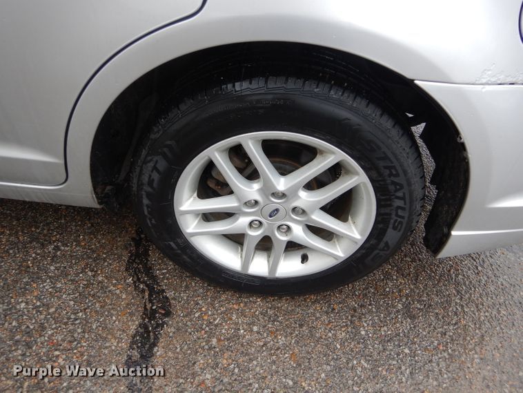 image for item GE9219 2012 Ford Fusion