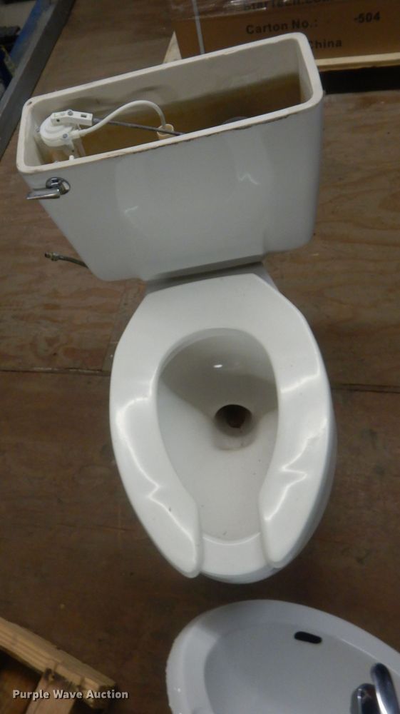 image for item GE9223 Bathroom fixtures