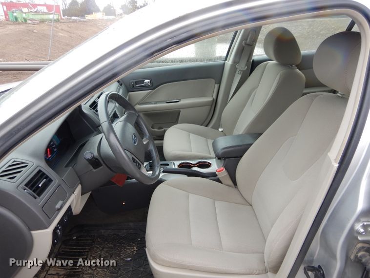 image for item GE9224 2012 Ford Fusion Hybrid