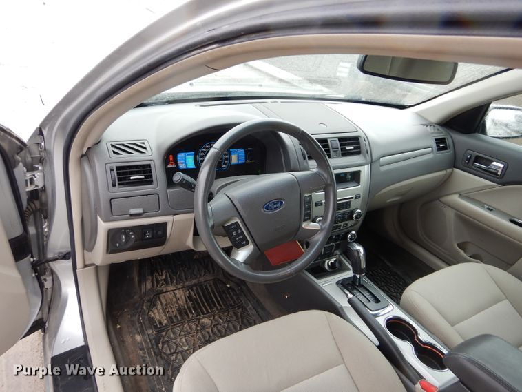 image for item GE9224 2012 Ford Fusion Hybrid