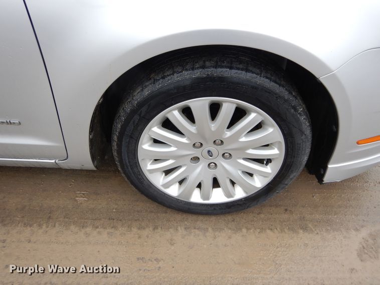 image for item GE9224 2012 Ford Fusion Hybrid