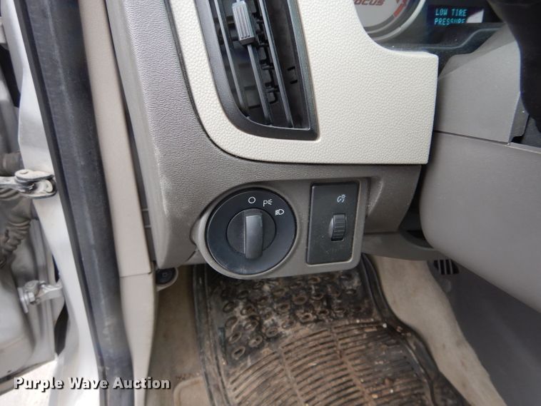 image for item GE9225 2009 Ford Focus