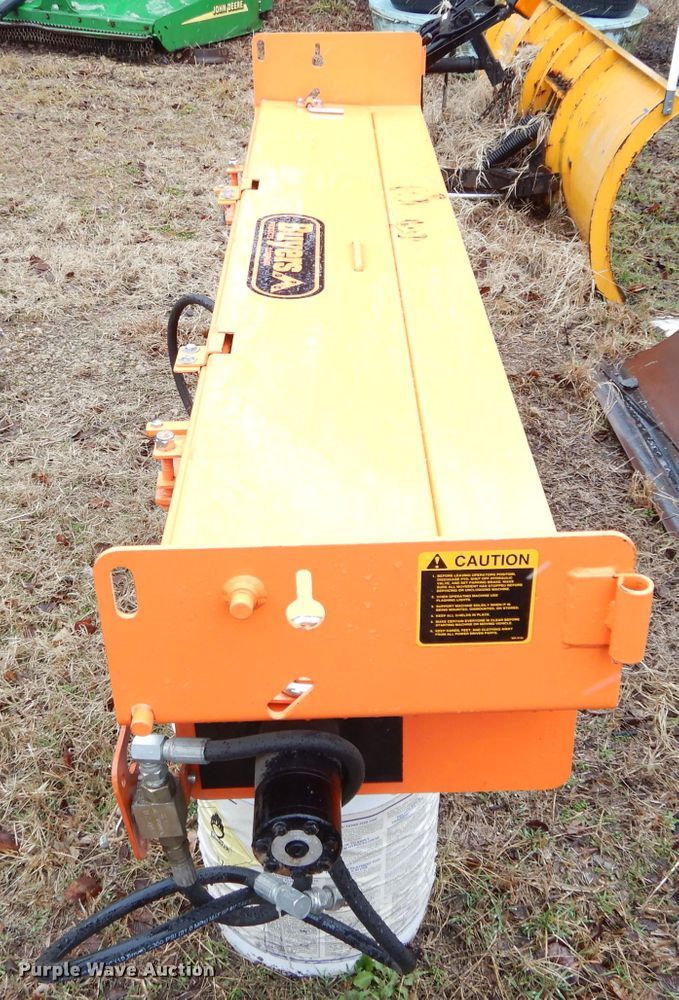 image for item GE9232 Buyers tailgate spreader