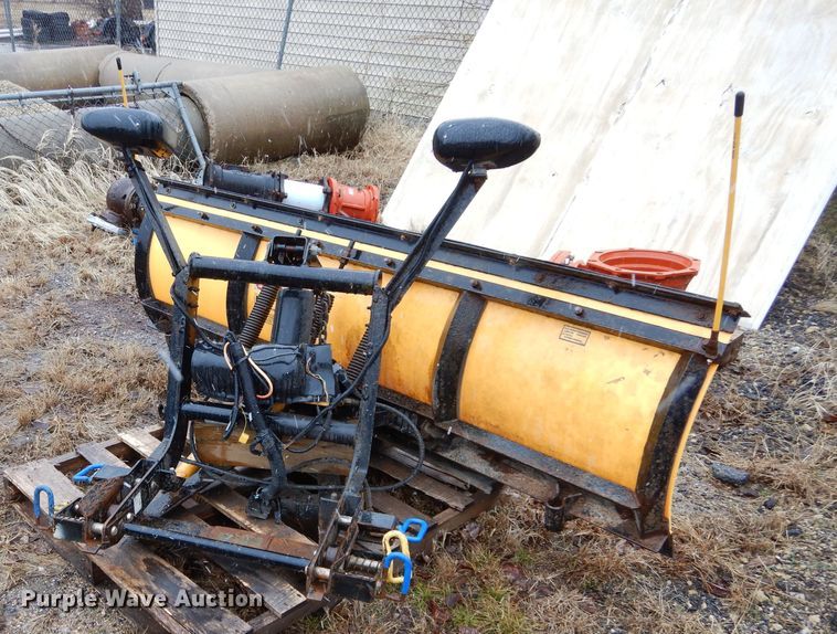 image for item GE9233 Meyer 90"W snow plow